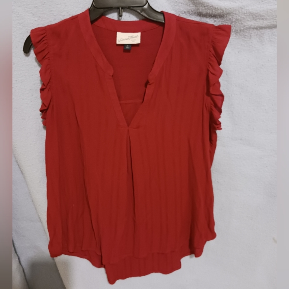 Universal Thread Red Ruffle Tank